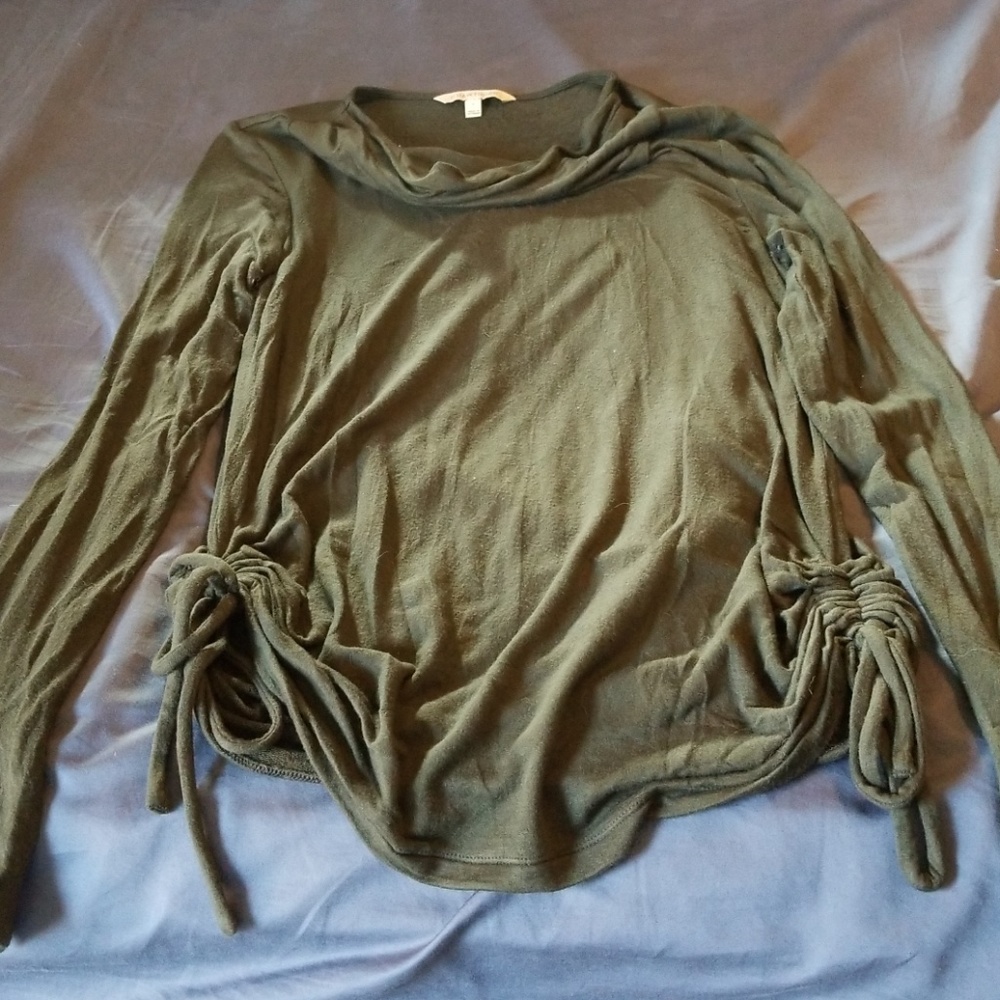 Long sleeved shirt